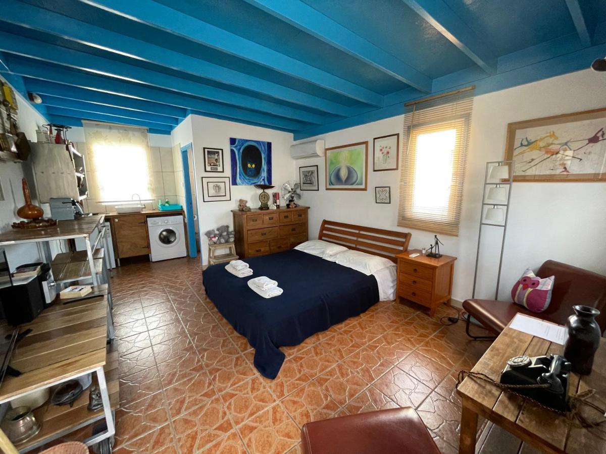 Mp Cozy Apartment Near The Sea Paphos Exterior foto